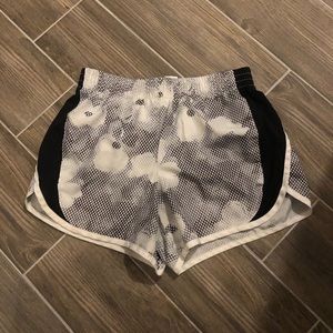 Danskin Now Black Pattered Athletic Shorts